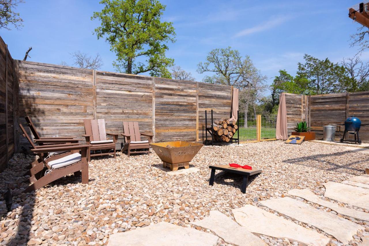 Romantic Tiny Luxury Retreat W Heated Pool, Sauna N Outdoor Shower In Wimberley 10 Acres Eksteriør bilde