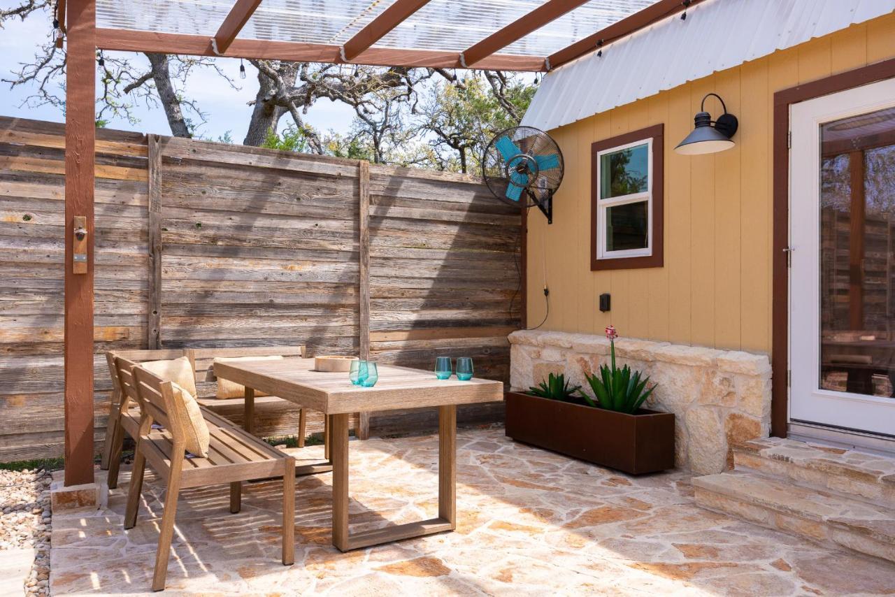 Romantic Tiny Luxury Retreat W Heated Pool, Sauna N Outdoor Shower In Wimberley 10 Acres Villa Eksteriør bilde