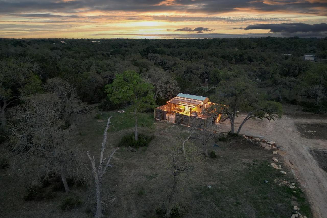 Romantic Tiny Luxury Retreat W Heated Pool, Sauna N Outdoor Shower In Wimberley 10 Acres Villa Eksteriør bilde