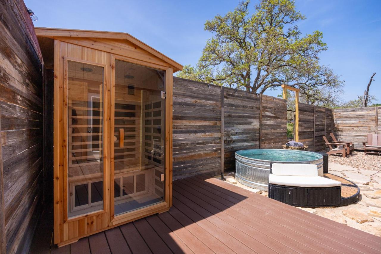 Romantic Tiny Luxury Retreat W Heated Pool, Sauna N Outdoor Shower In Wimberley 10 Acres Eksteriør bilde