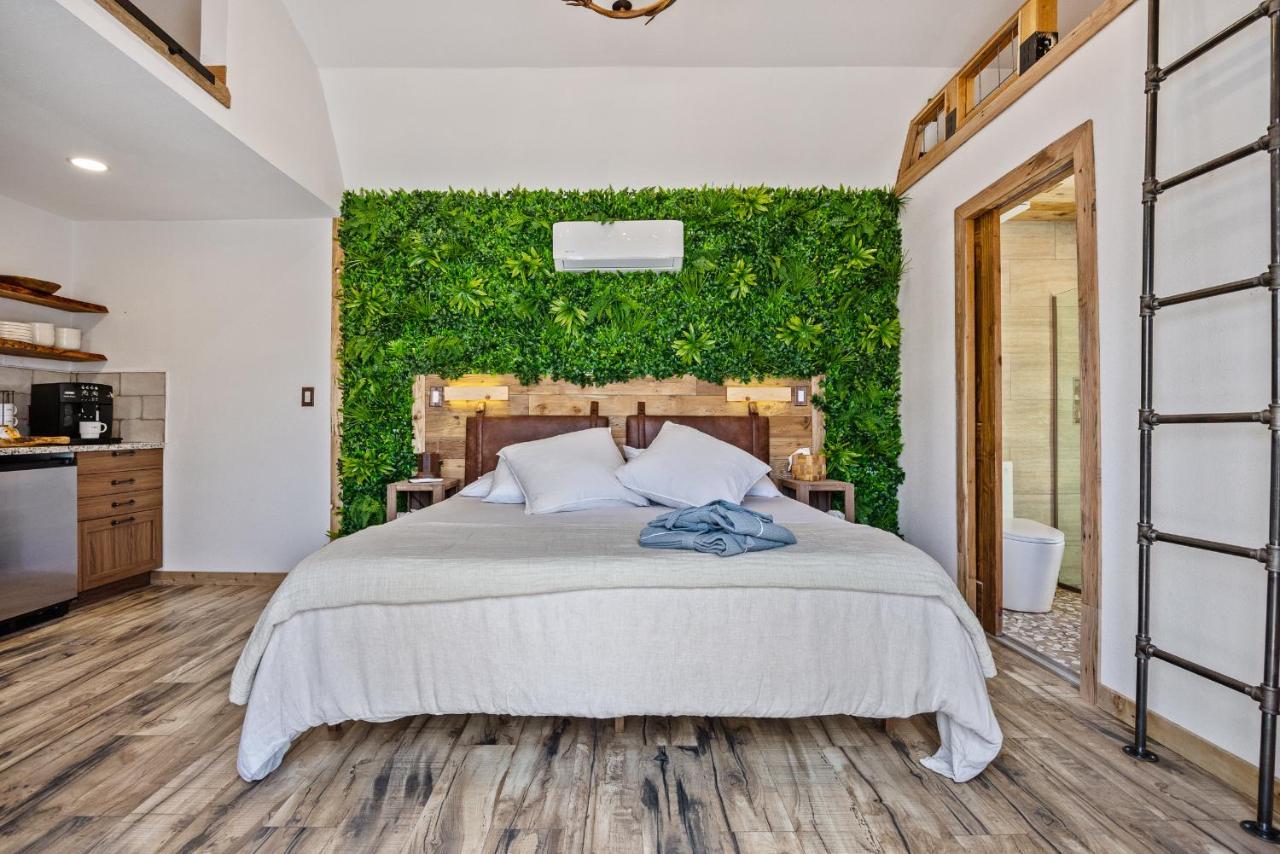 Romantic Tiny Luxury Retreat W Heated Pool, Sauna N Outdoor Shower In Wimberley 10 Acres Eksteriør bilde