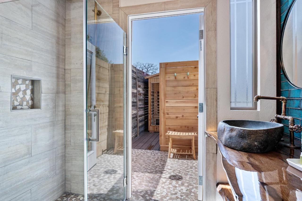 Romantic Tiny Luxury Retreat W Heated Pool, Sauna N Outdoor Shower In Wimberley 10 Acres Eksteriør bilde