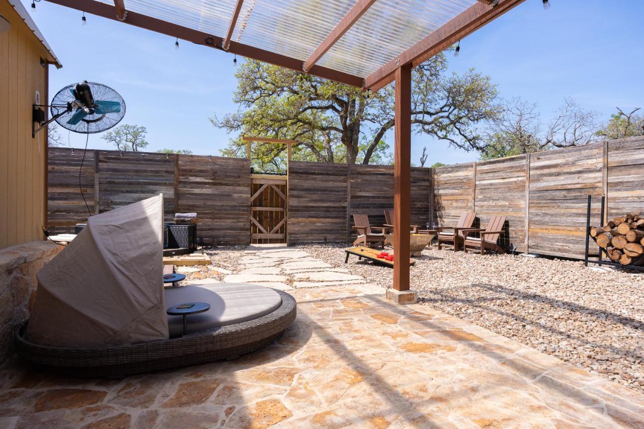 Romantic Tiny Luxury Retreat W Heated Pool, Sauna N Outdoor Shower In Wimberley 10 Acres Eksteriør bilde